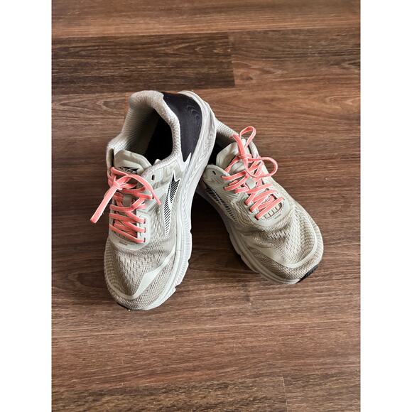 Altra Torin 5 Women's Size 7.5 Cushioned Running Shoes ALOA547X007 Pre-Owned - Picture 2 of 10